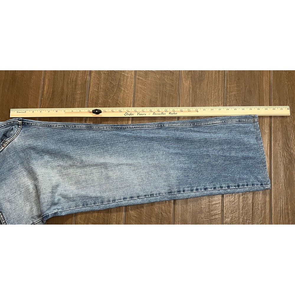 Vintage Levis 569 Loose Straight Leg Jeans Mens 32x32 (32x30) Lt Wash Blue Denim - Picture 4 of 9